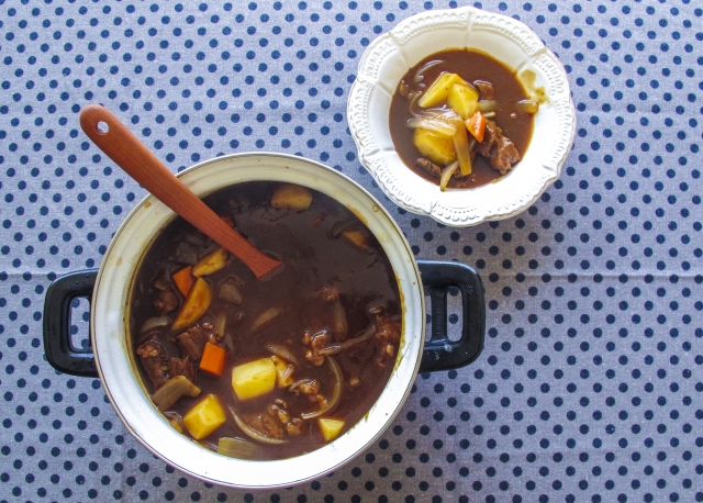 ビーフシチューにワインを入れすぎて酸味やえぐみが強い時どうする 困ったら読め